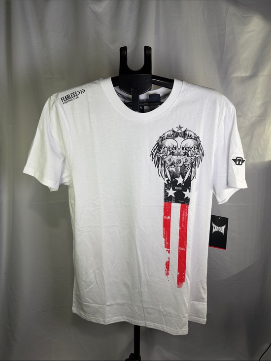 Tapout Other - Tapout White Short Sleeve Tee with Red & Black Flag Graphic